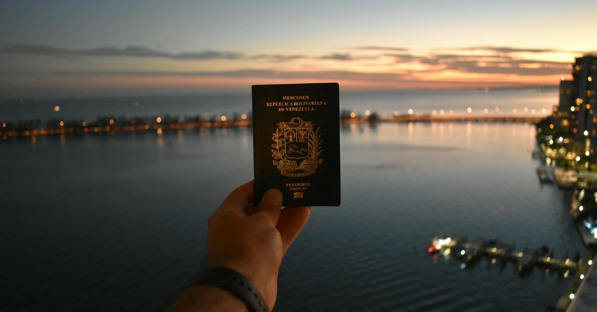Person holding an identity card in the UAE